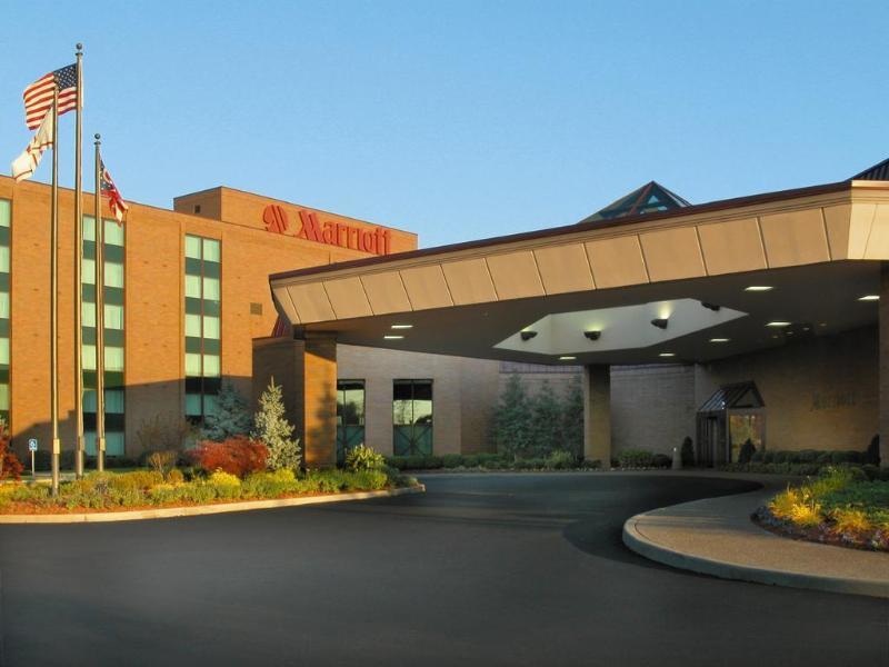 Marriott Columbus Northwest Hotel 4*