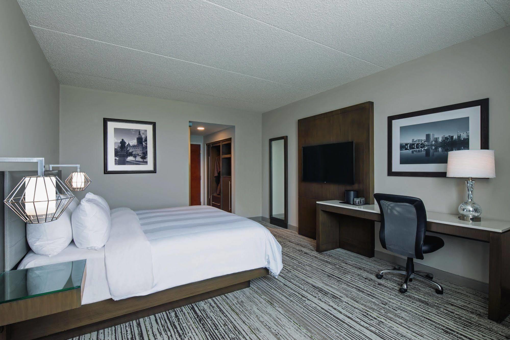 Hotel Marriott Columbus Northwest 4*
